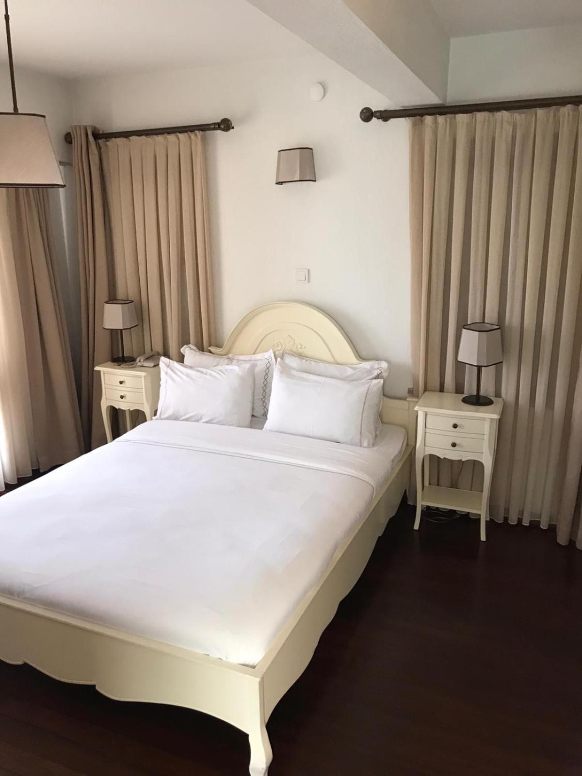 Hotel Ferahi Evler Ayvalı